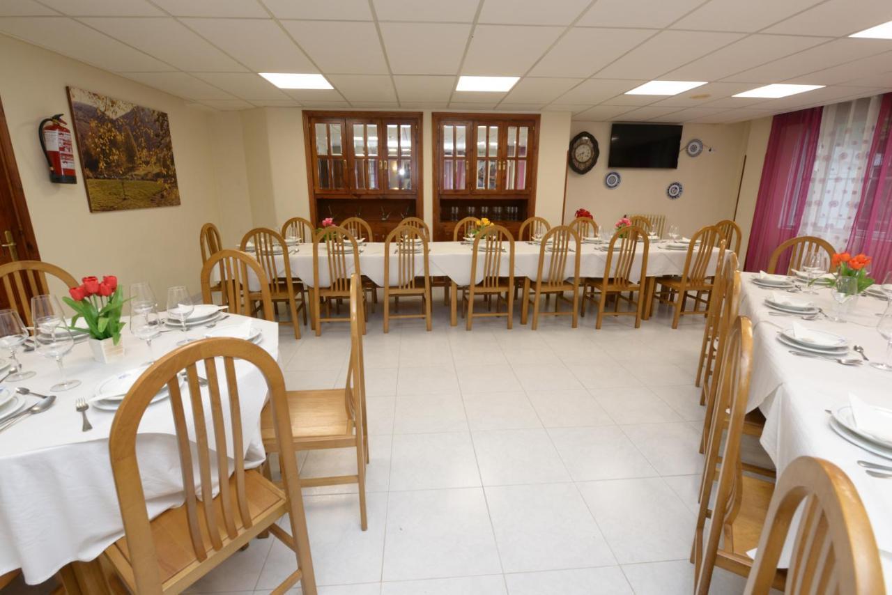 Hostal Casa Abascal 포사다 데 발데온 외부 사진