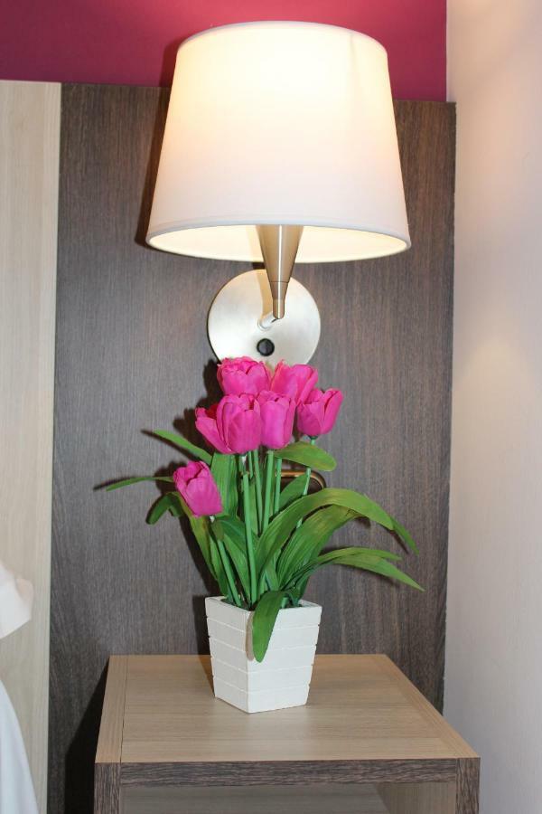 Hostal Casa Abascal 포사다 데 발데온 외부 사진