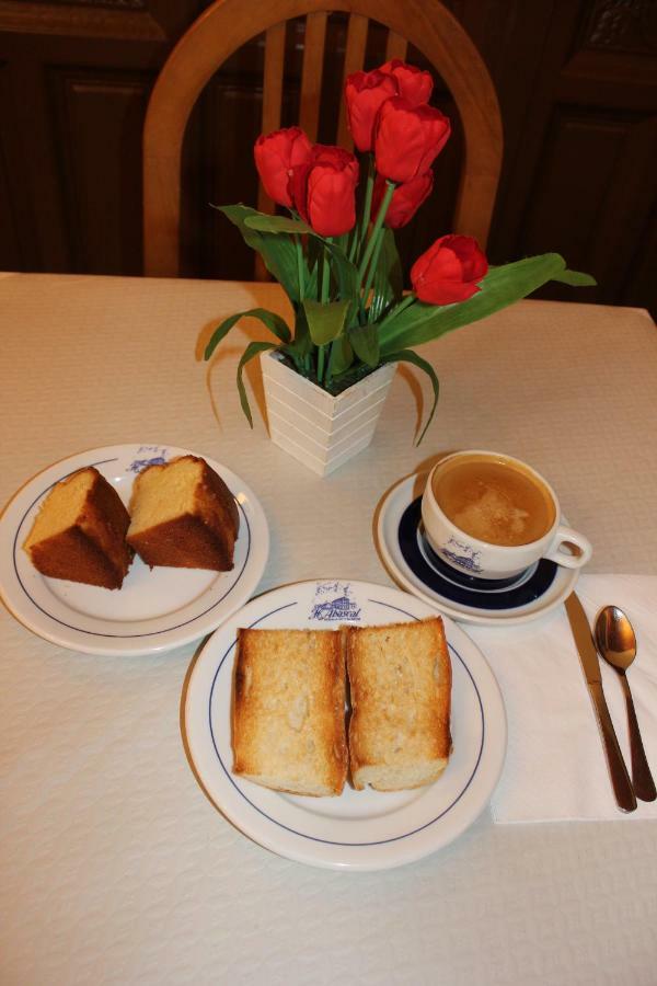 Hostal Casa Abascal 포사다 데 발데온 외부 사진